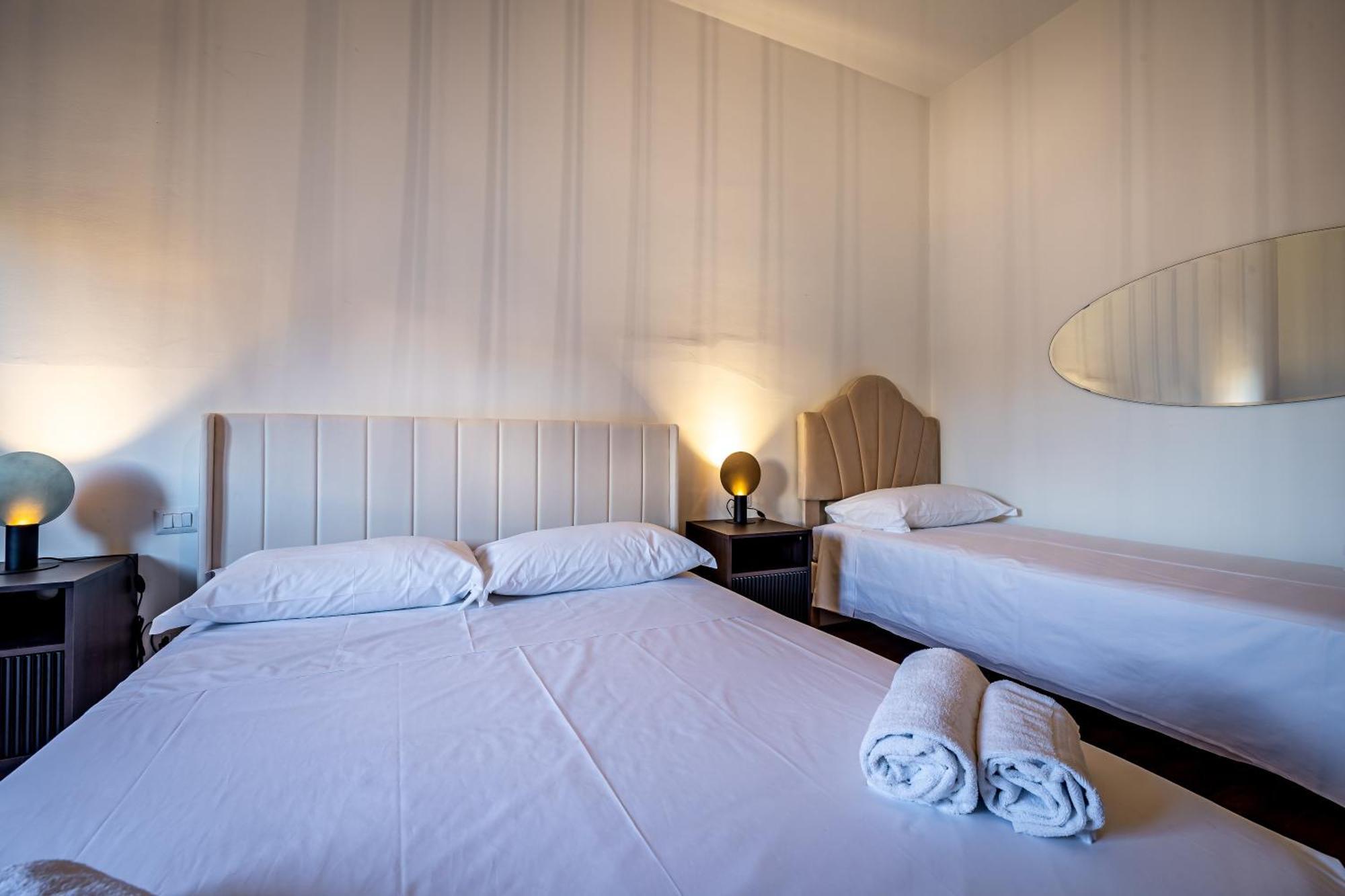 Yd Bright With Parking Apartment Florence